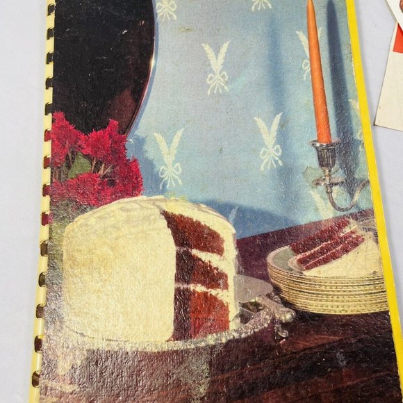Vintage Jelke’s Good Luck Recipes Cookbook 1936 And Cutouts Book From Chicago - Picture 6 of 11